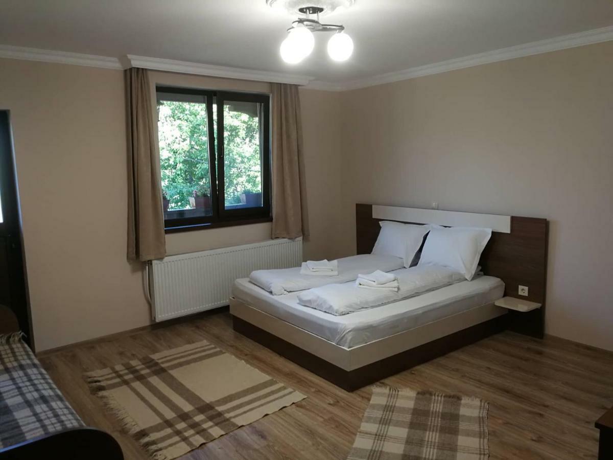 Слънчевата Къща Hotel Kovacevica Exterior photo